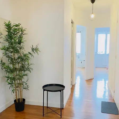 Le Charme De Champagne - 3 Chambres & Wifi & Proche Centre Apartment